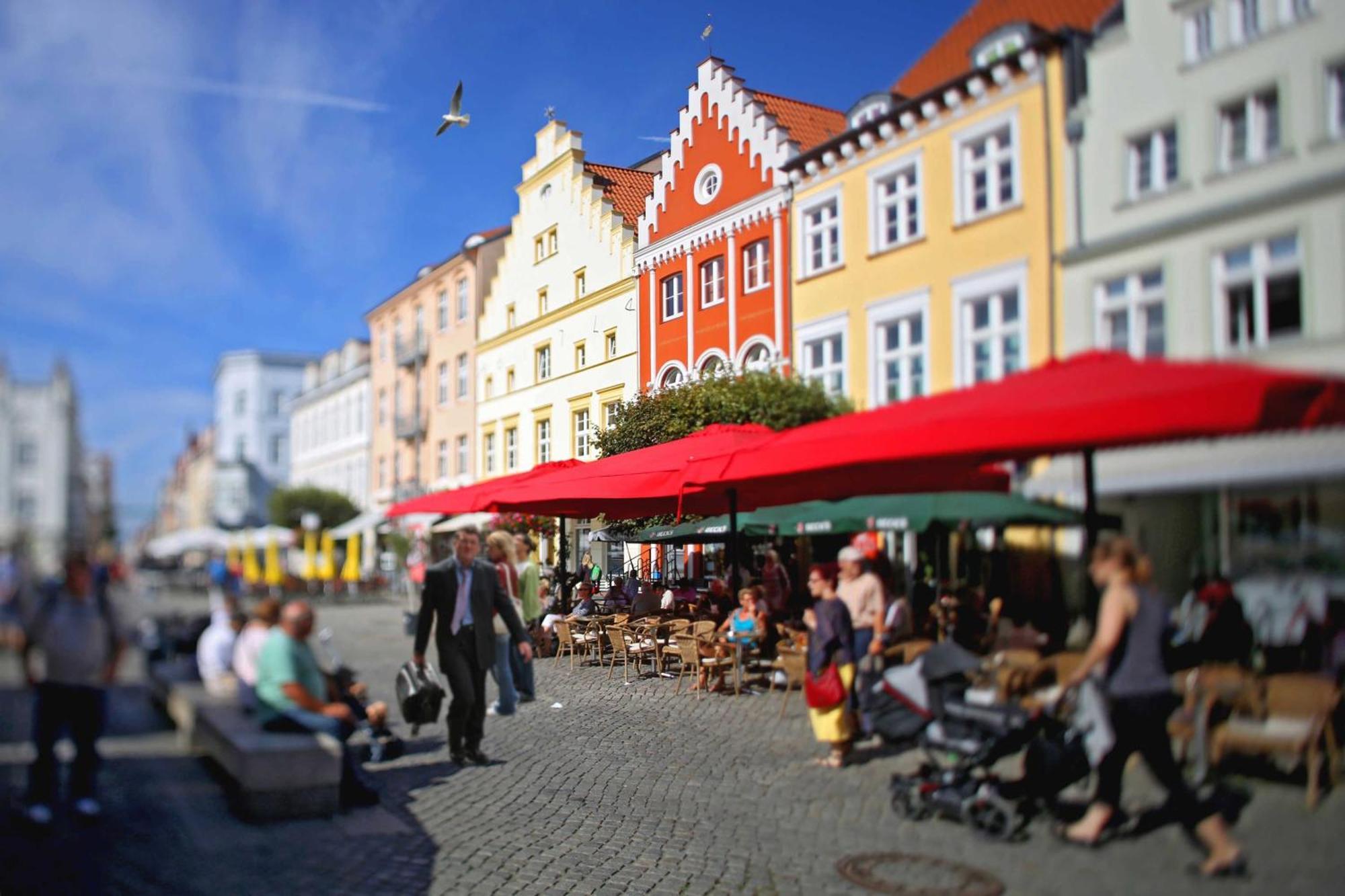 Hochwertige Ferienwohnung Direkt Am Wasser Mit Balkon Greifswald Exteriör bild